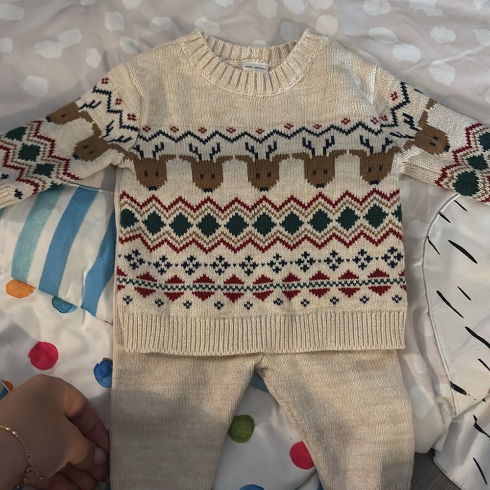 Carters matching set - Picture 3 of 3